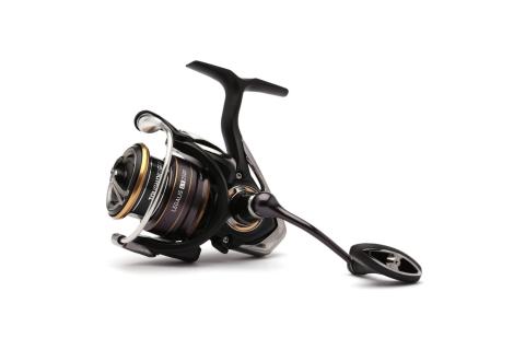 Безынерционная катушка DAIWA 20 LEGALIS LT 2500
